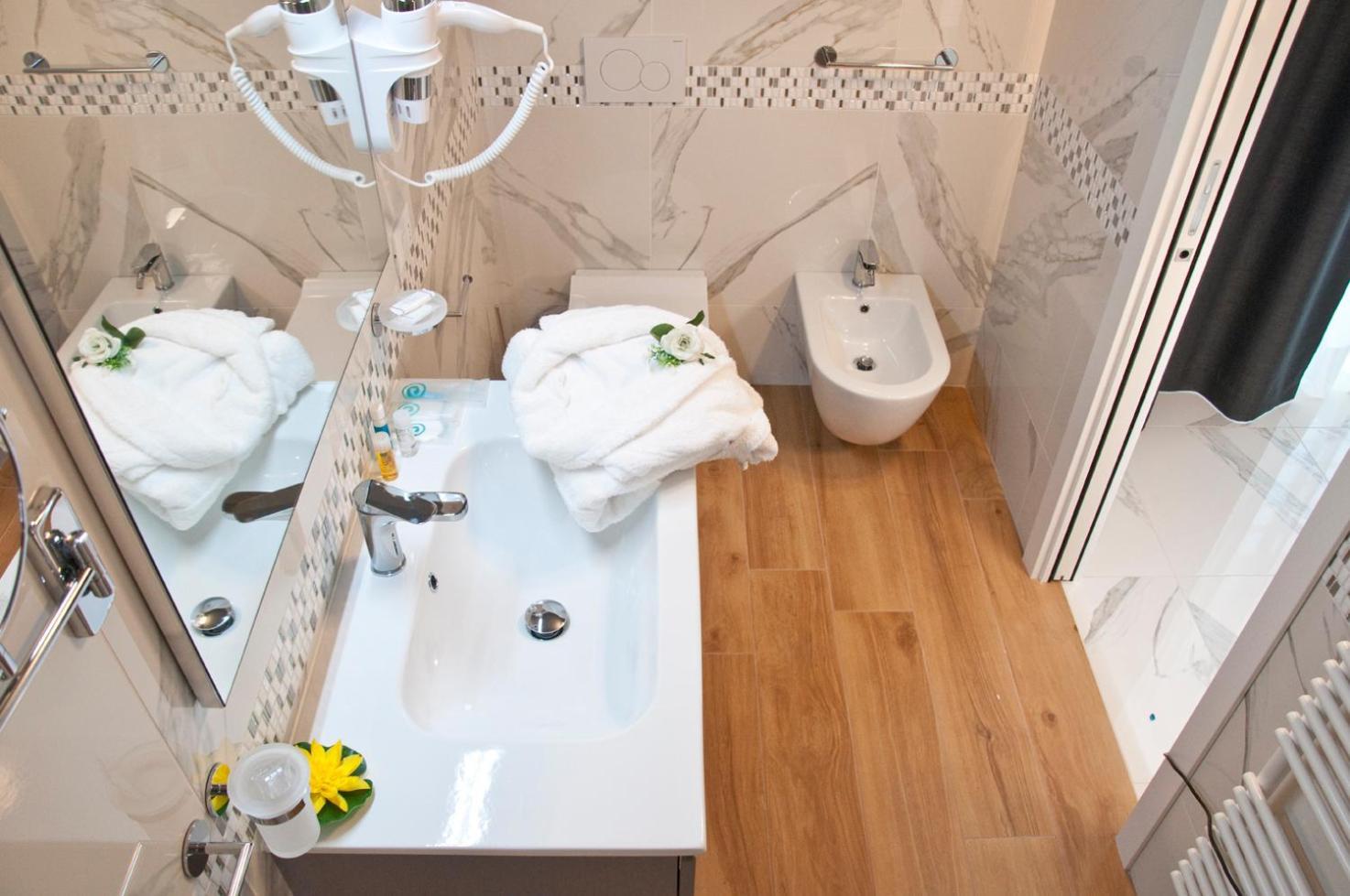 Ambruosi Village Resort & Spa Massignano Eksteriør billede