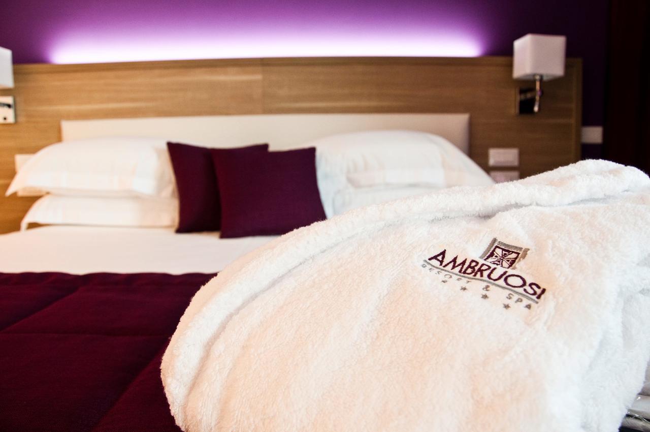 Ambruosi Village Resort & Spa Massignano Eksteriør billede